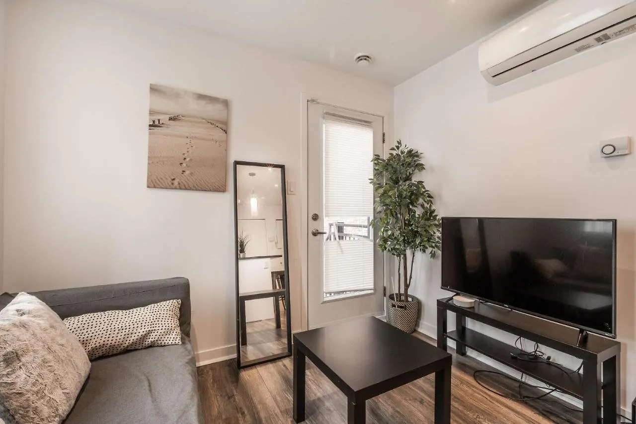 Cozy One Bedroom Apartment-202 Montréal 0*,  Kanada